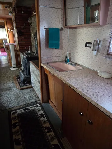 $75,000 | N9522 Nesters Road, Crivitz, WI 54114