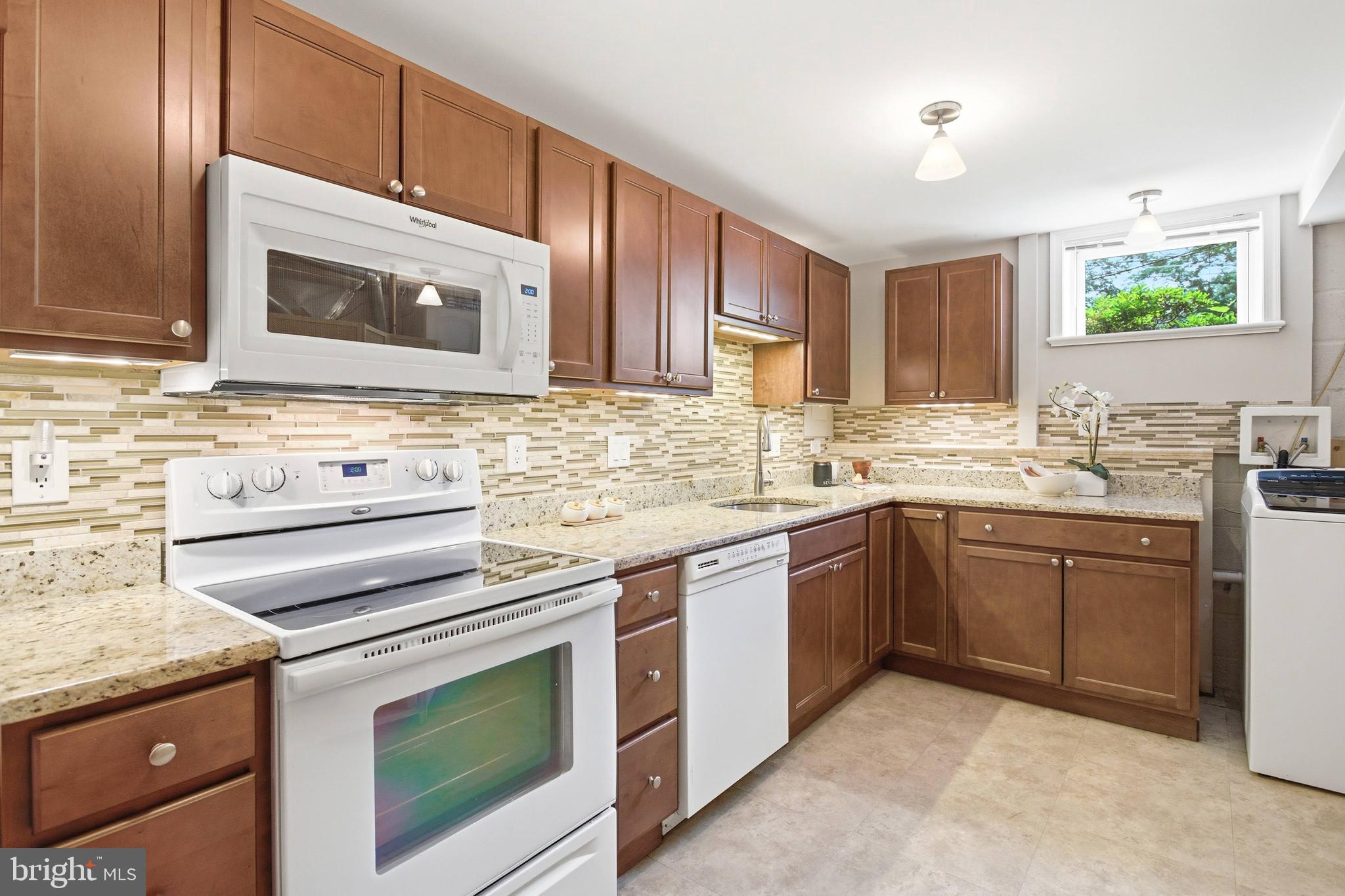 5300 Queensberry Avenue Springfield, VA 22151 - Photo 39 of 63
