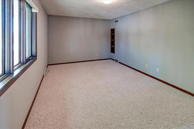 $324,900 | 2640 Osmundsen Road, Fitchburg, WI 53711