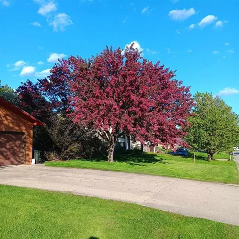 $324,900 | 2640 Osmundsen Road, Fitchburg, WI 53711