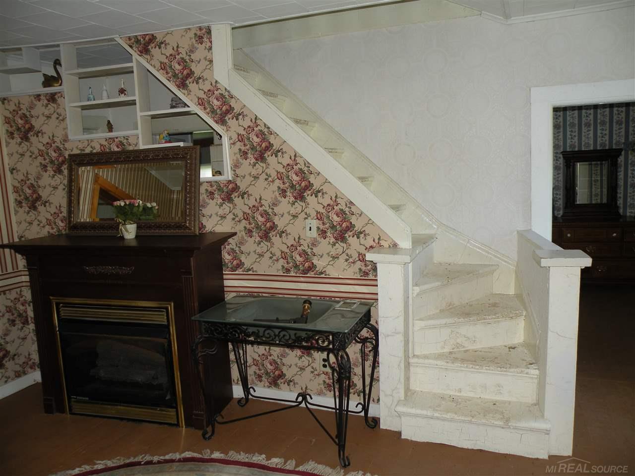 4220 Applegate Road Applegate, MI 48401 - Photo 7 of 14 31309730-6.JPG