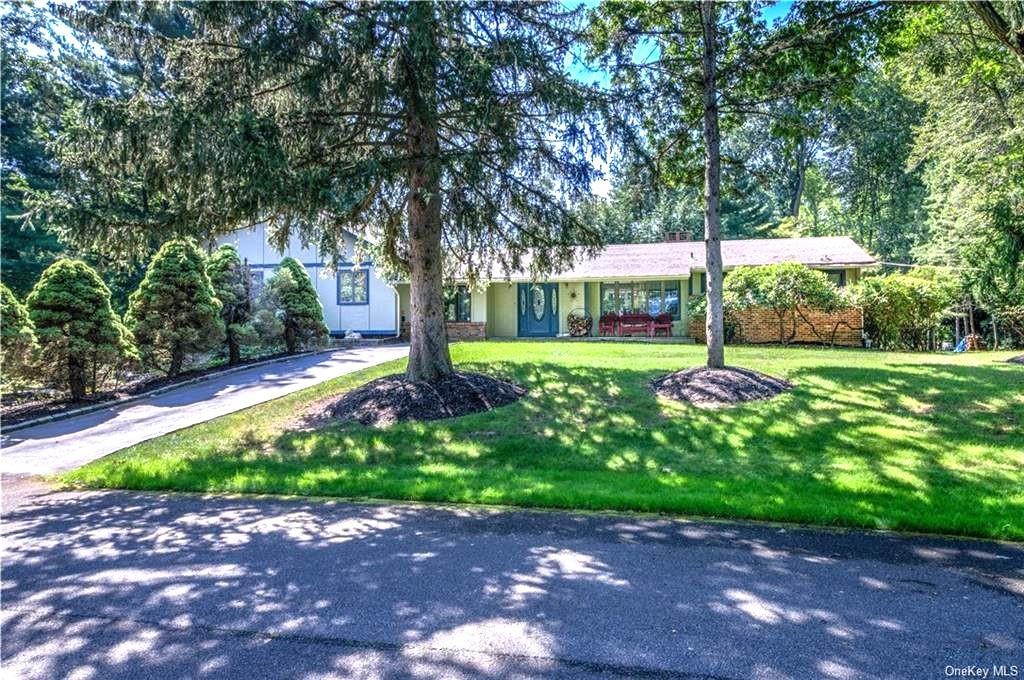 4 Huffman Road Valley Cottage, NY 10989 - Photo 1 of 1 Gallery Image 1