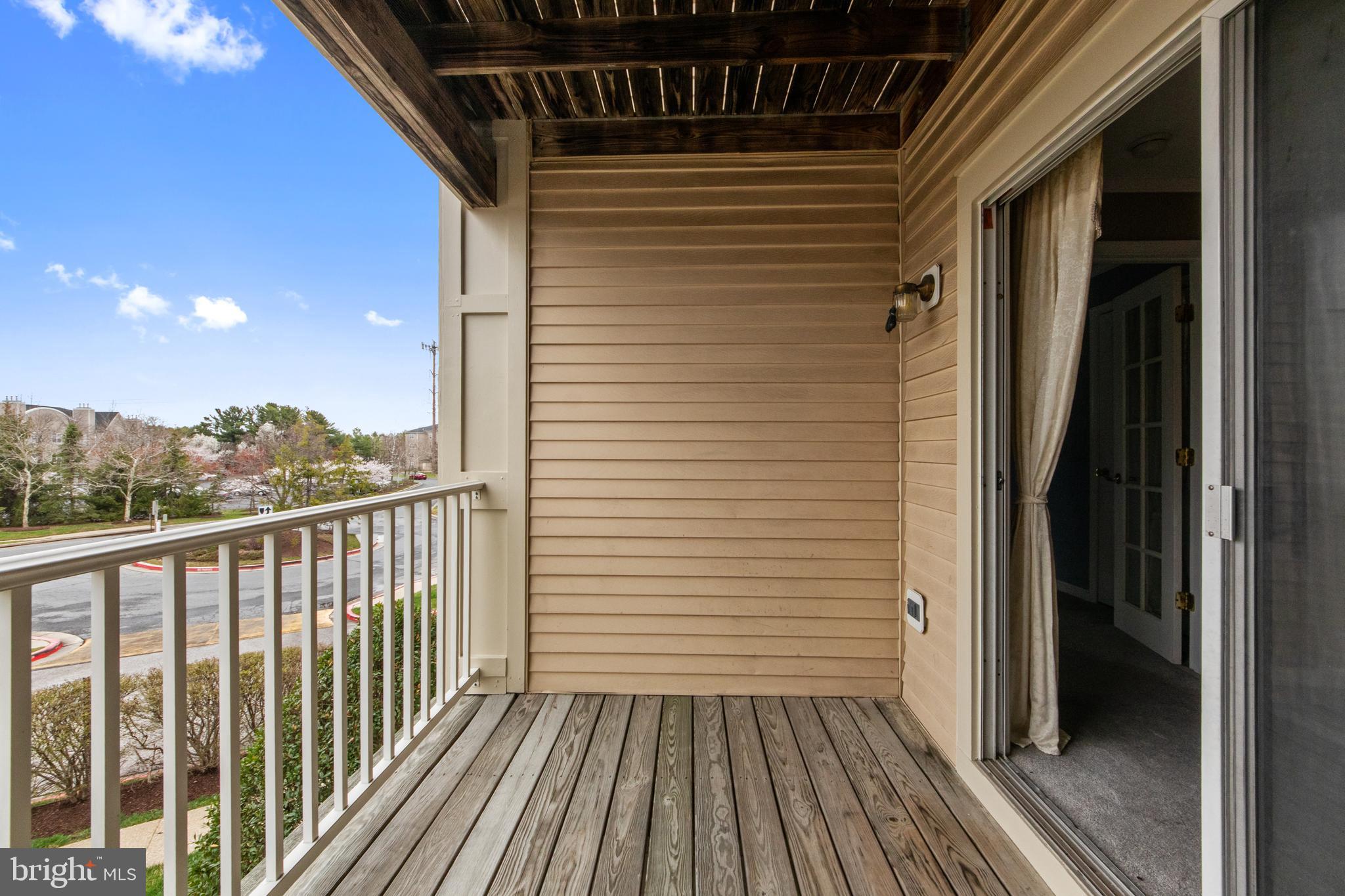9060 Gracious End Court, Unit 201 Columbia, MD 21046 - Photo 3 of 7