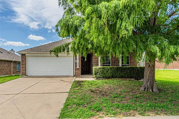 $365,000 | 8220 Mossberg Drive, Arlington, TX 76002
