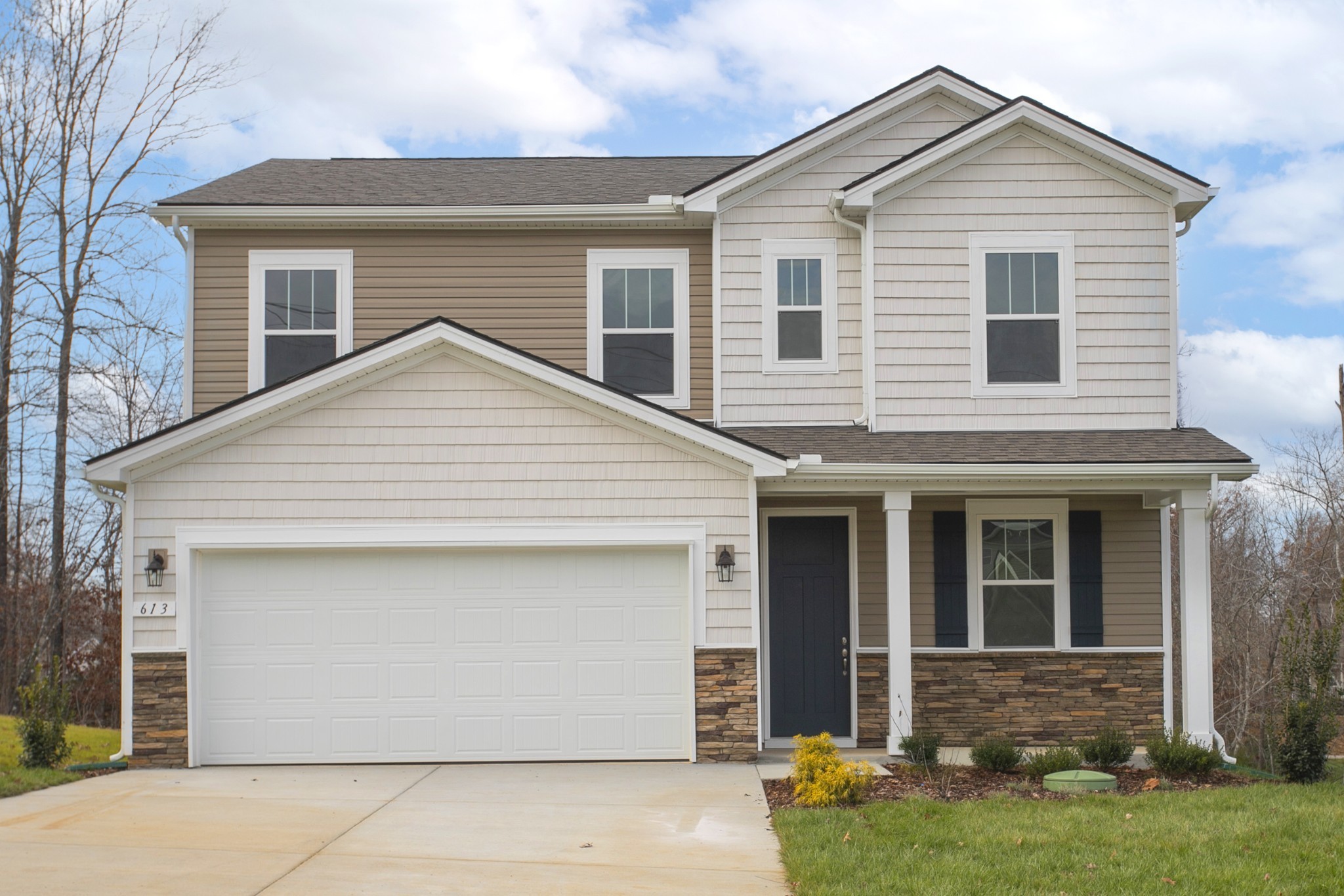 613 Maple Bend Dickson, TN 37055 - Photo 2 of 38 Gallery Image 2