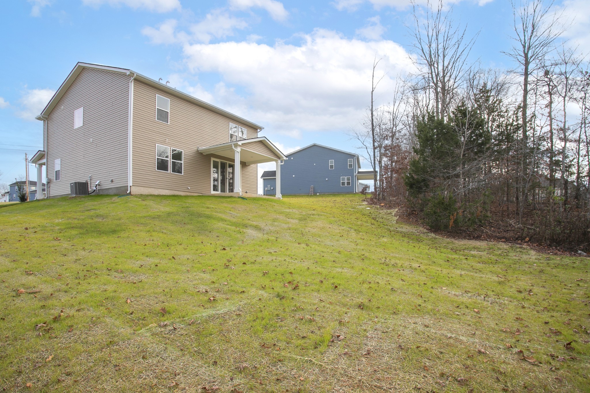 613 Maple Bend Dickson, TN 37055 - Photo 3 of 38 Gallery Image 3