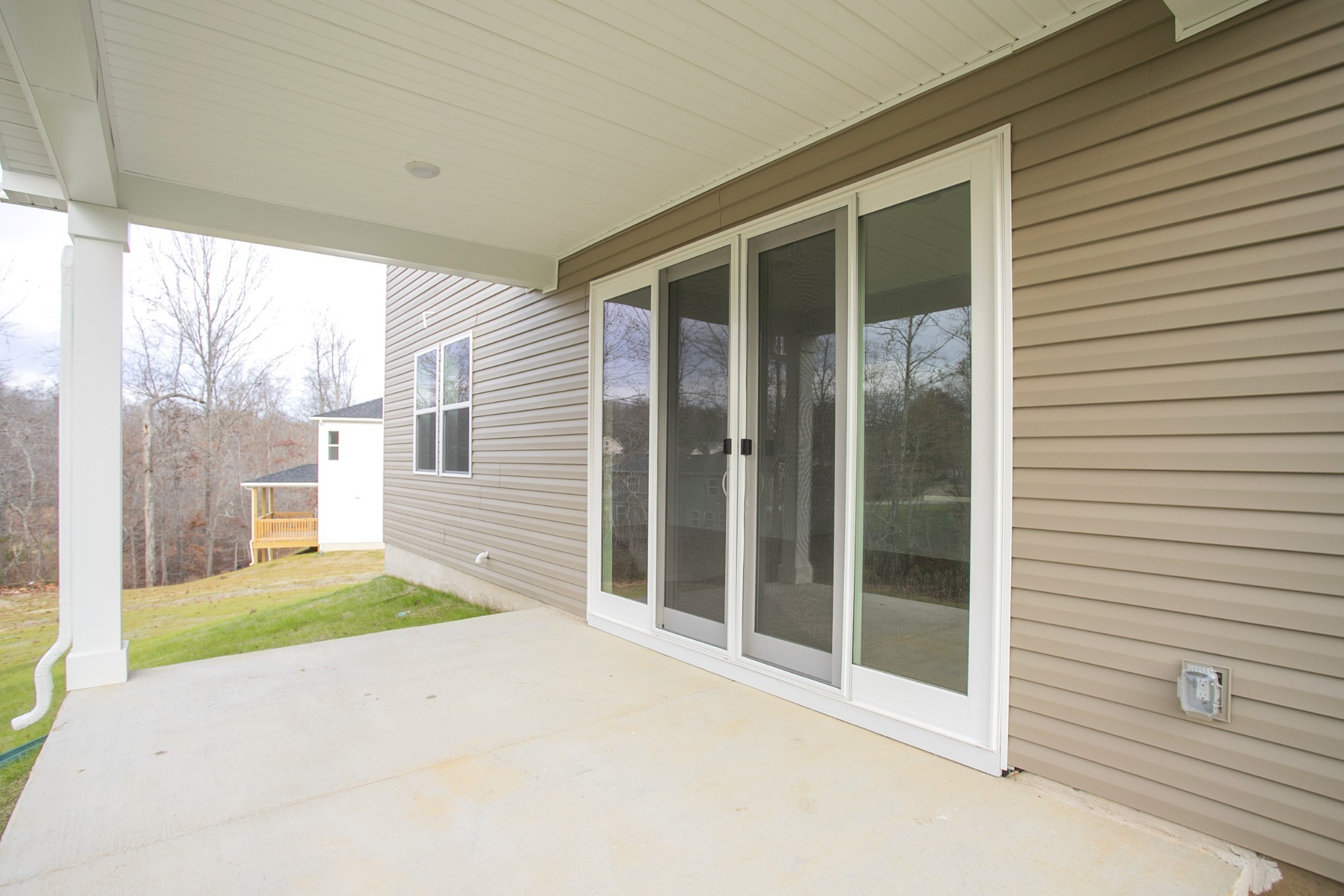 613 Maple Bend Dickson, TN 37055 - Photo 5 of 38 Gallery Image 5
