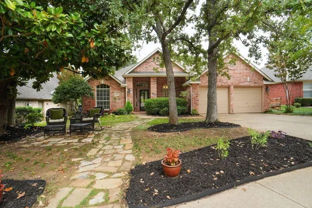 $419,900 | 2211 Post Oak Circle, Corinth, TX 76210