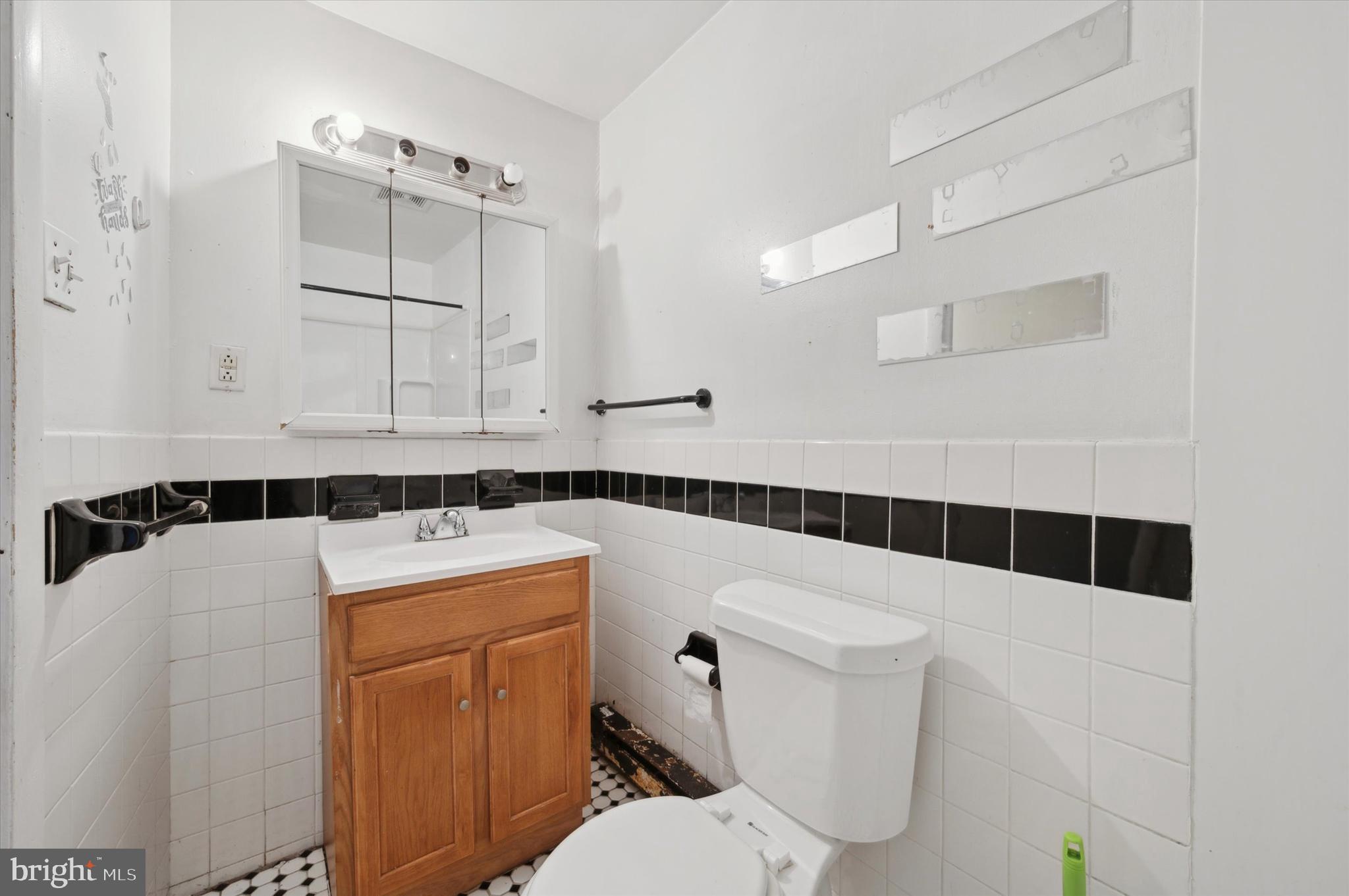 874 Wynnewood Road Philadelphia, PA 19151 - Photo 11 of 23 Gallery Image 11
