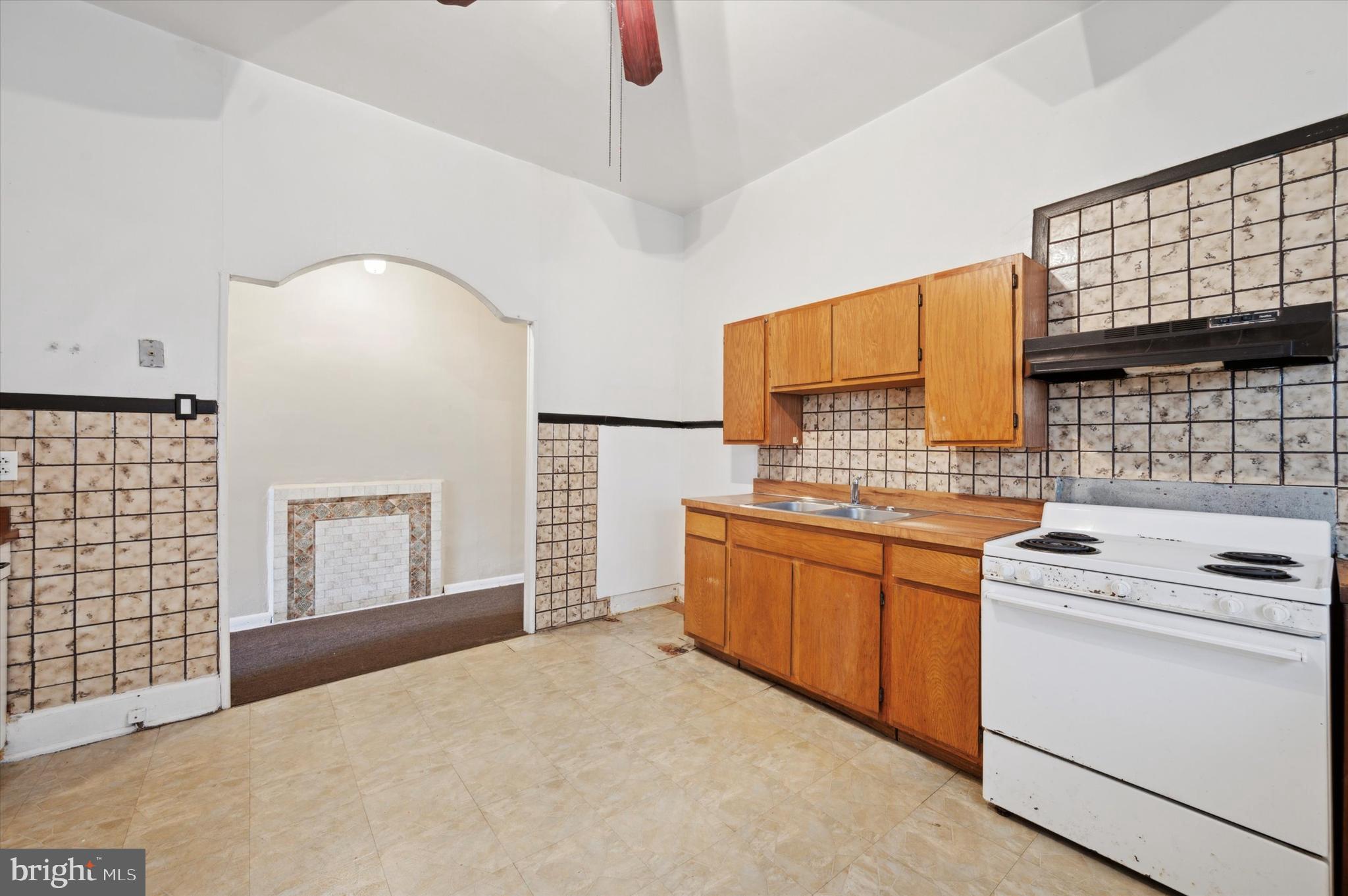874 Wynnewood Road Philadelphia, PA 19151 - Photo 9 of 23 Gallery Image 9