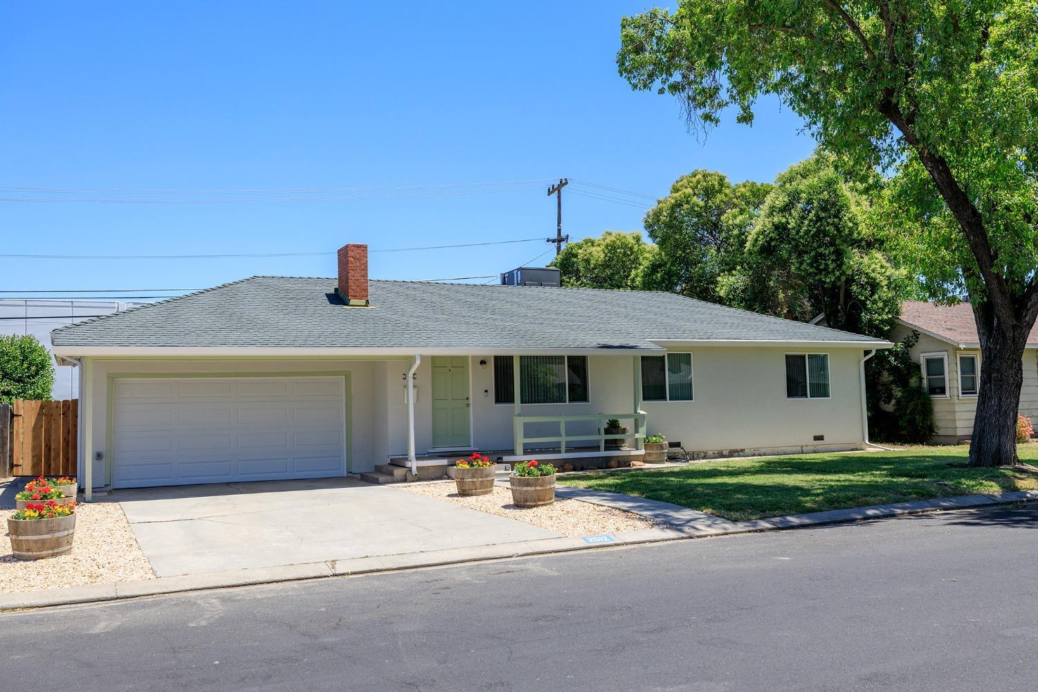 2012 Aloha Way Modesto, CA 95350 - Photo 1 of 1 Gallery Image 1