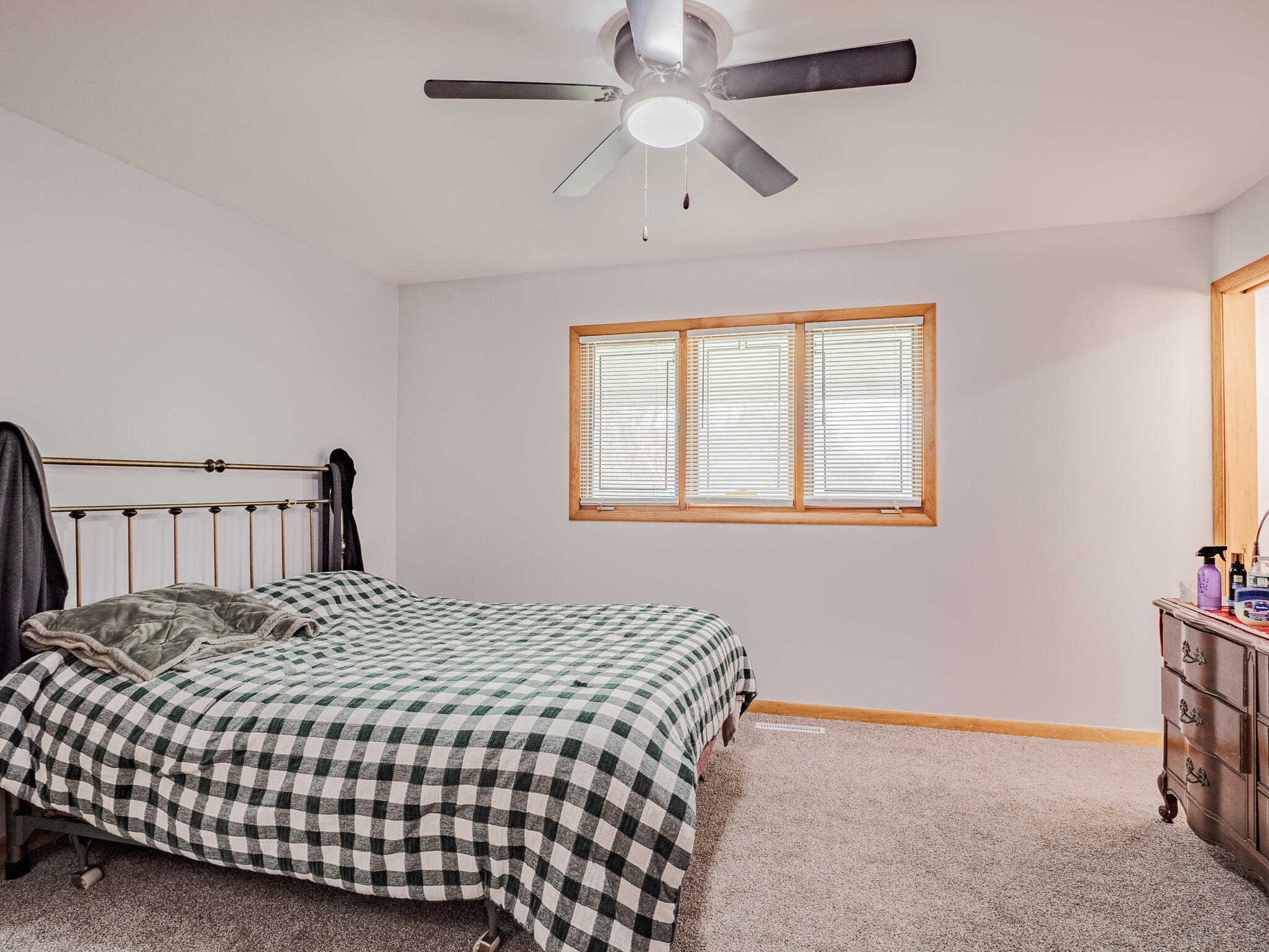5301 Delaware Street Merrillville, IN 46410 - Photo 20 of 34 a bedroom with a bed and a window