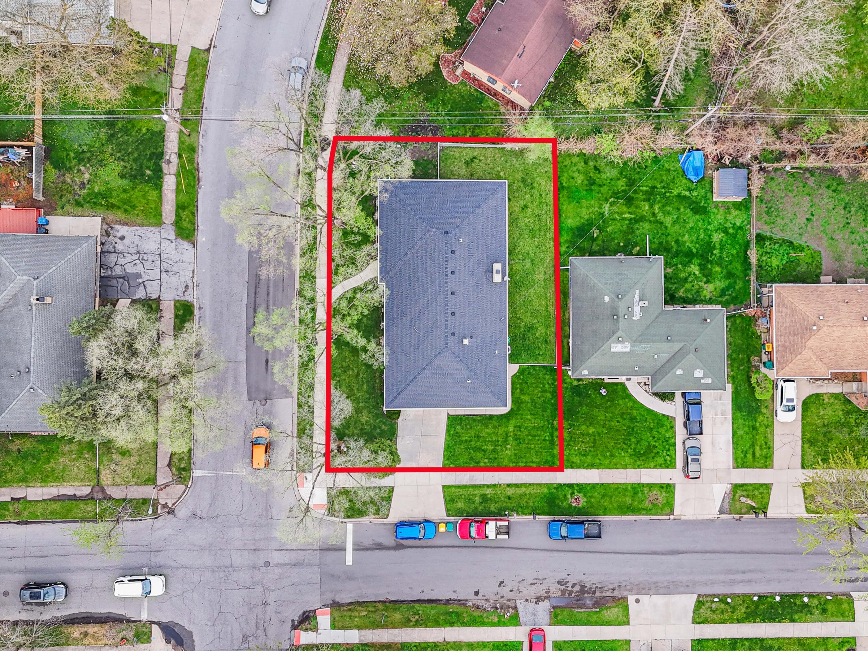 5301 Delaware Street Merrillville, IN 46410 - Photo 7 of 34 an aerial view of house and yard