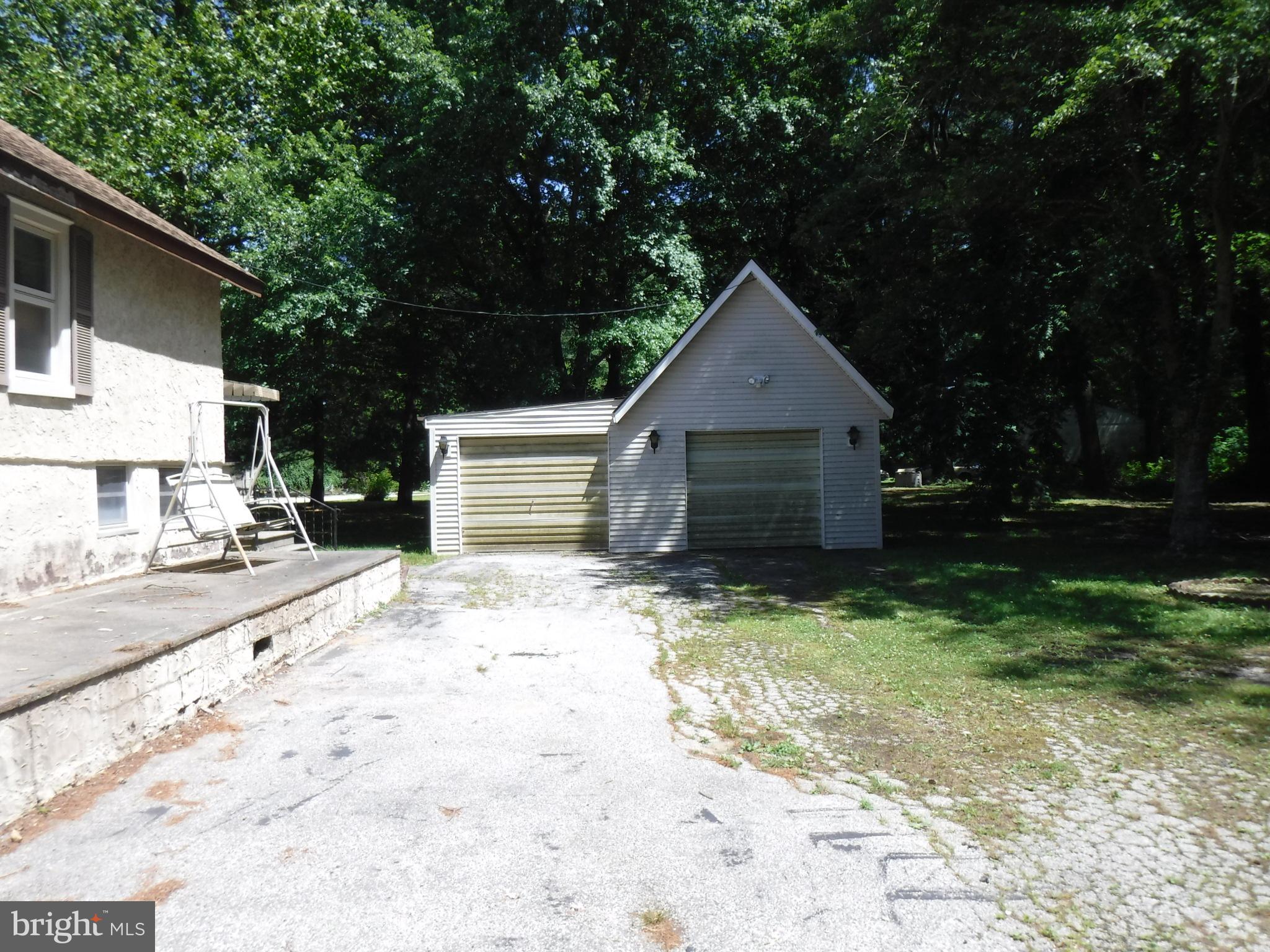 62 North Hook Road Pennsville, NJ 08070 - Photo 5 of 12