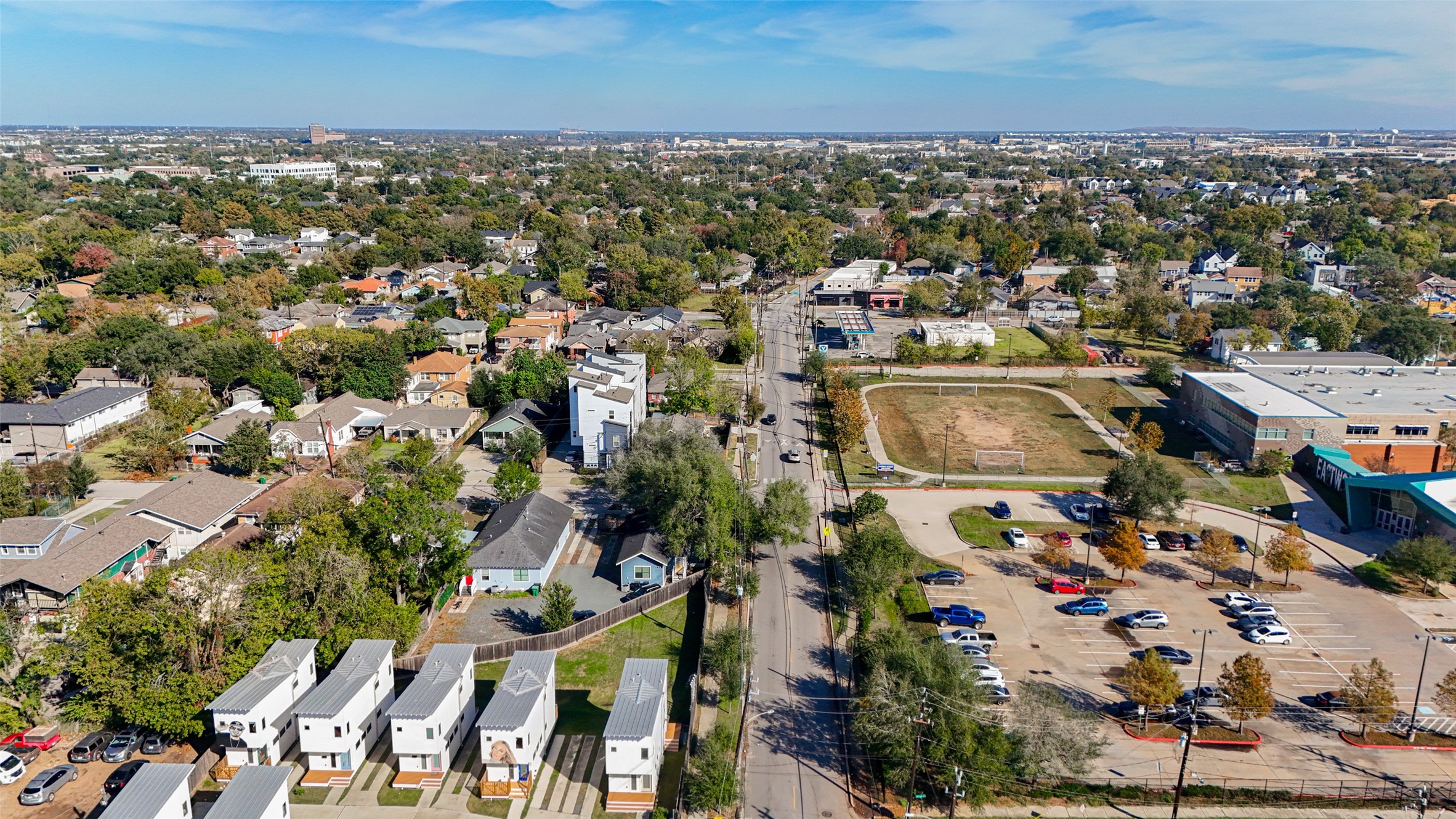 4734 Bell Street Houston, TX 77023 - Photo 32 of 42 an aerial view of multiple house