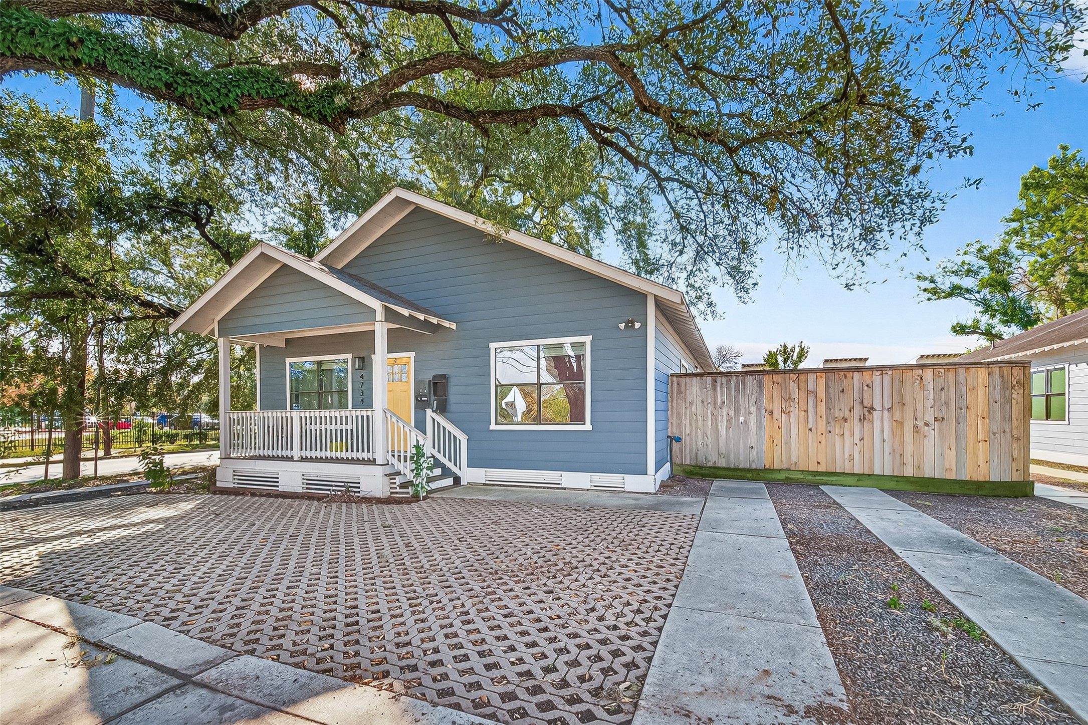 4734 Bell Street Houston, TX 77023 - Photo 37 of 42 a view of a house with a yard