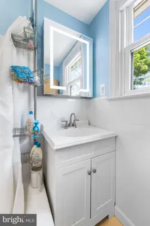 $675,000 | 419 Locust Road, Wayne, PA 19087