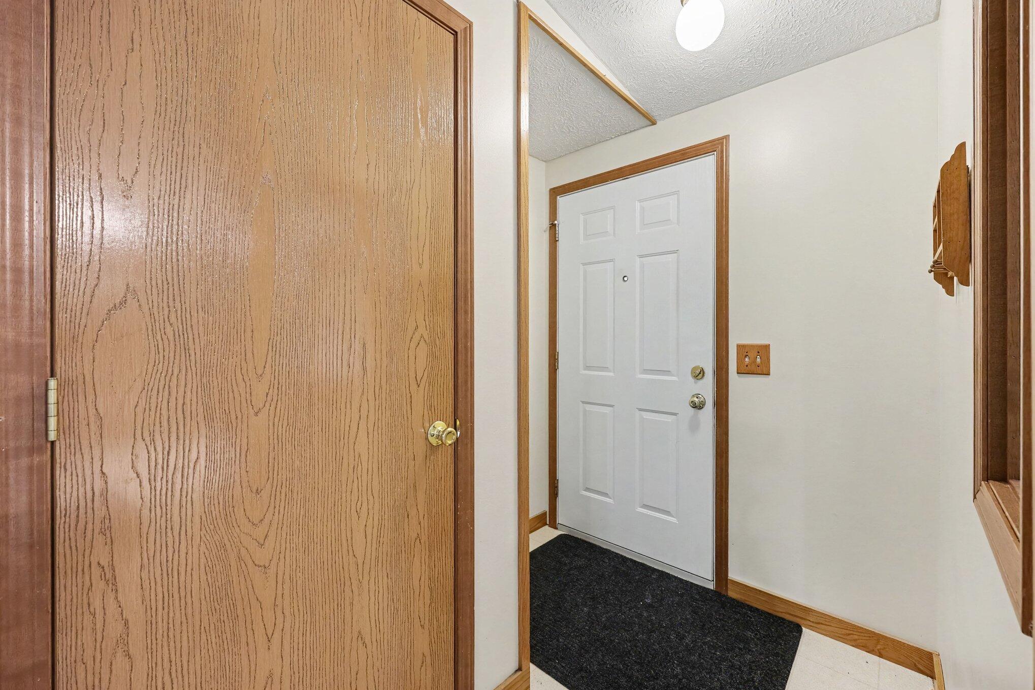 8202 Kennedy Road Munith, MI 49259 - Photo 5 of 39 004_file_3231