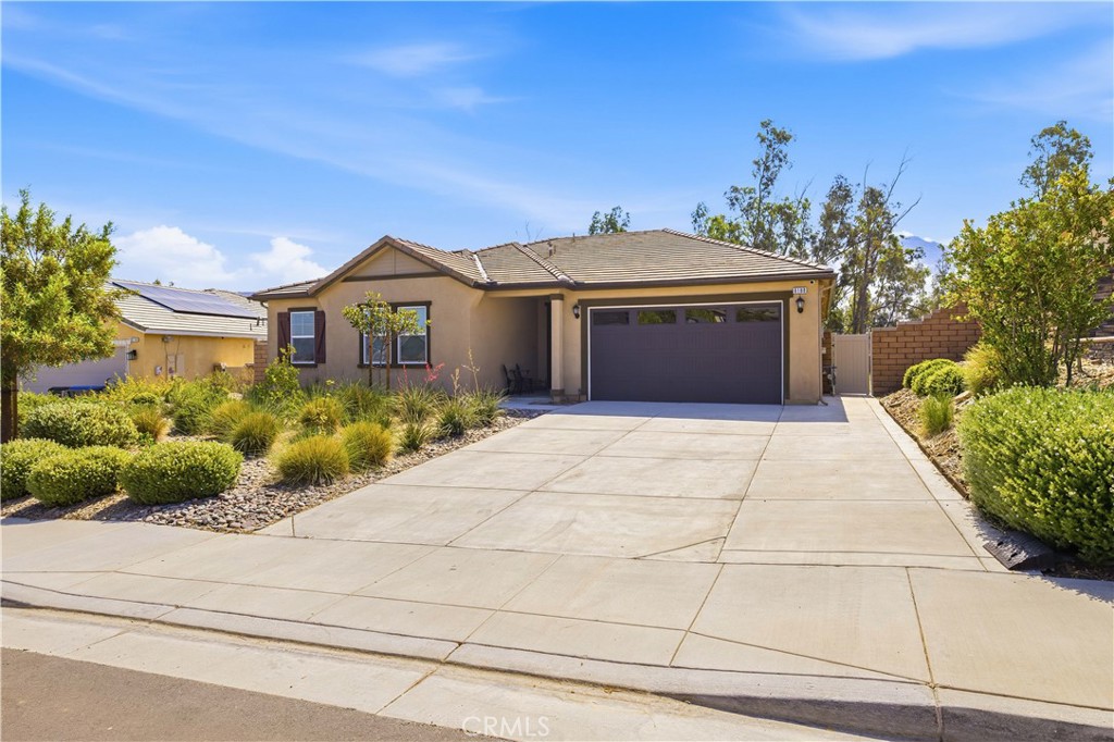 8188 Country Mile Lane Riverside, CA 92507 - Photo 2 of 37