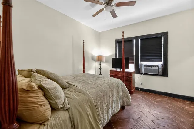 $579,000 | 1934 Washington Street, Hollywood, FL 33020