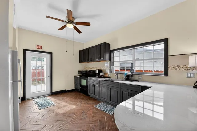 $579,000 | 1934 Washington Street, Hollywood, FL 33020