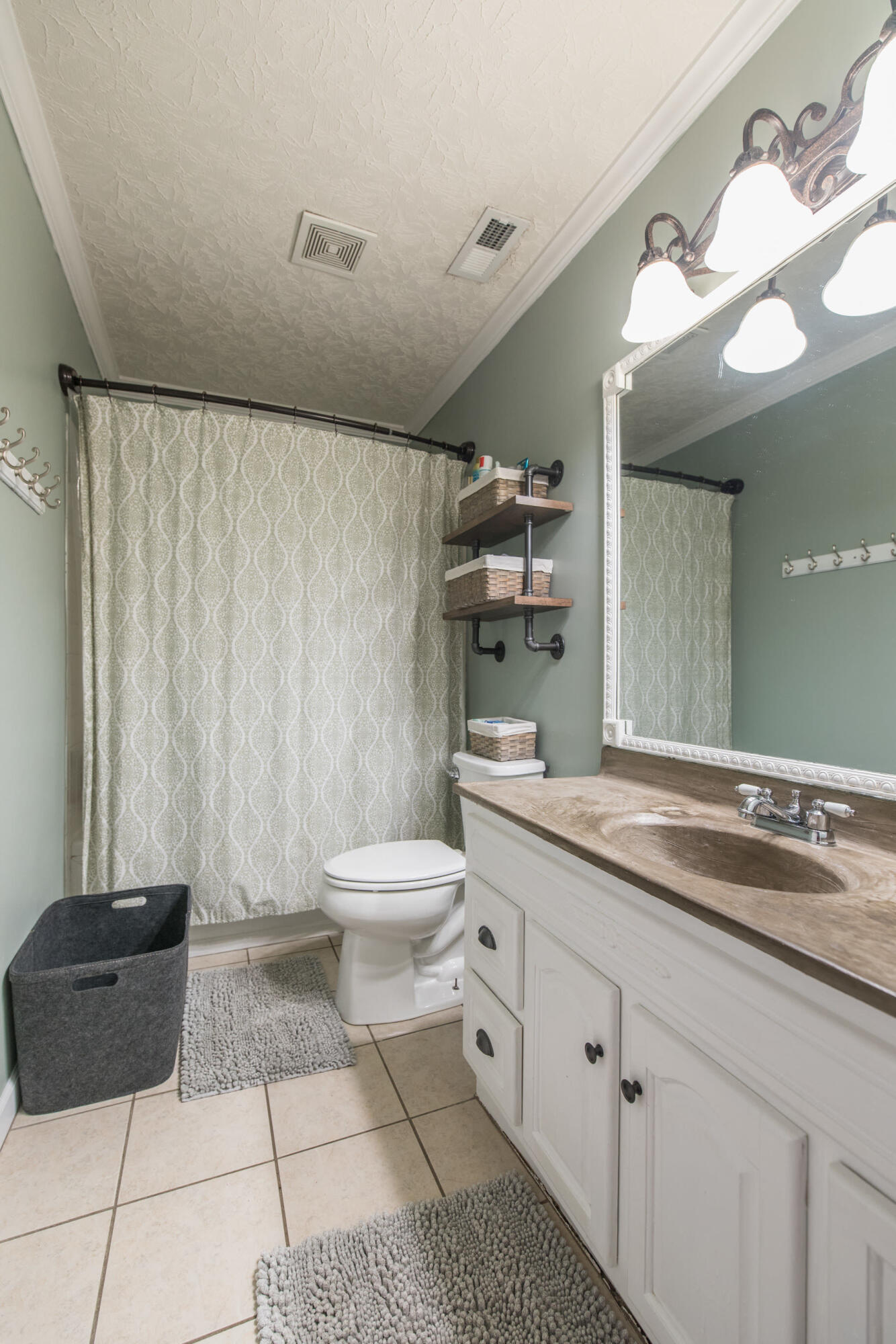 1760 Bryan Station Road Lexington, KY 40505 - Photo 23 of 29 20210914-1760-Bryan-Station-Rd-hodge-053