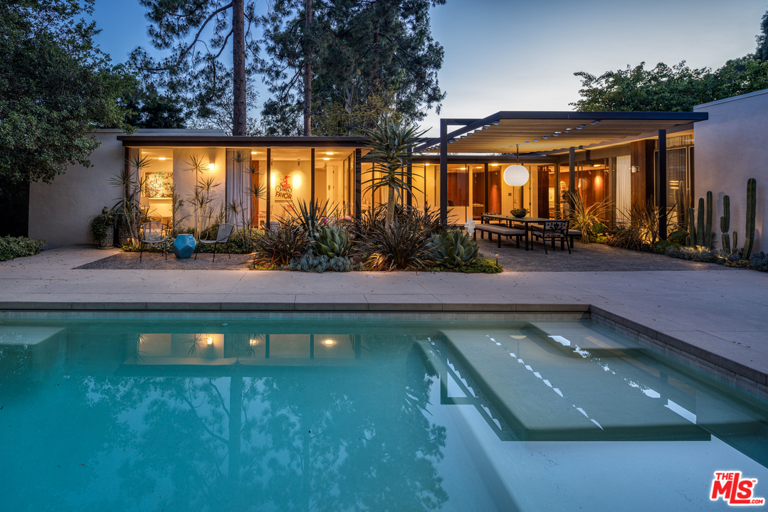 9557 Lime Orchard Road Beverly Hills, CA 90210 - Photo 1 of 48