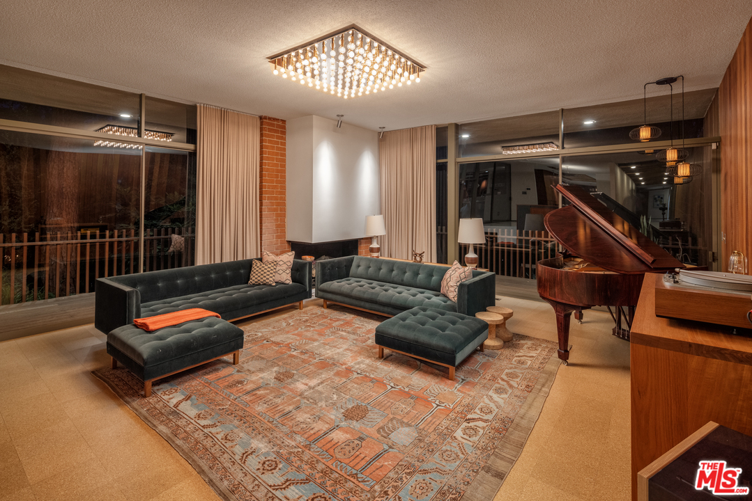 9557 Lime Orchard Road Beverly Hills, CA 90210 - Photo 17 of 48