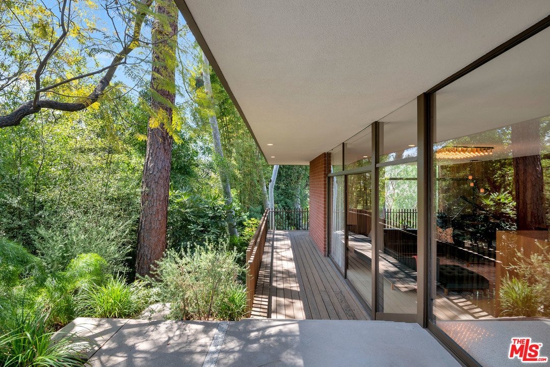 9557 Lime Orchard Road Beverly Hills, CA 90210 - Photo 23 of 48