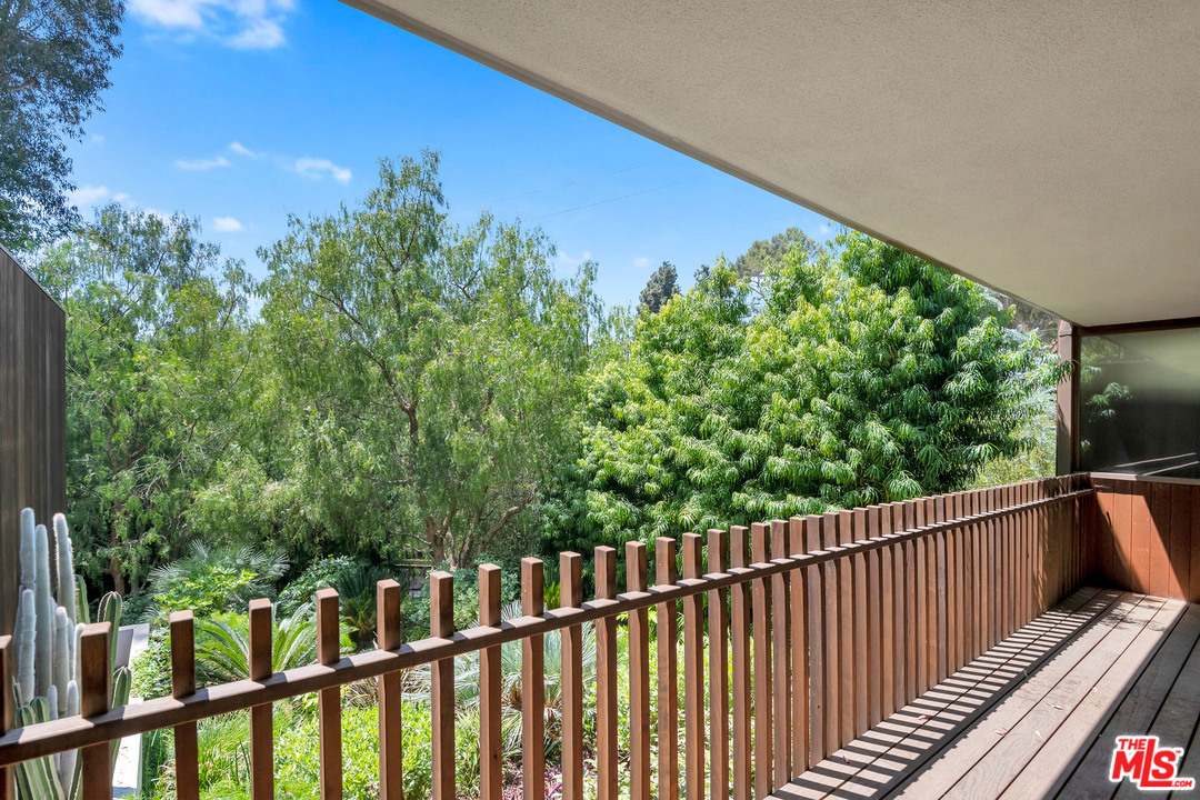 9557 Lime Orchard Road Beverly Hills, CA 90210 - Photo 32 of 48