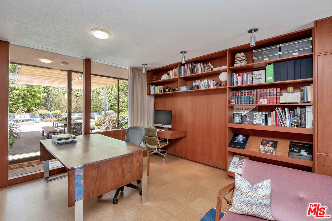 9557 Lime Orchard Road Beverly Hills, CA 90210 - Photo 36 of 48