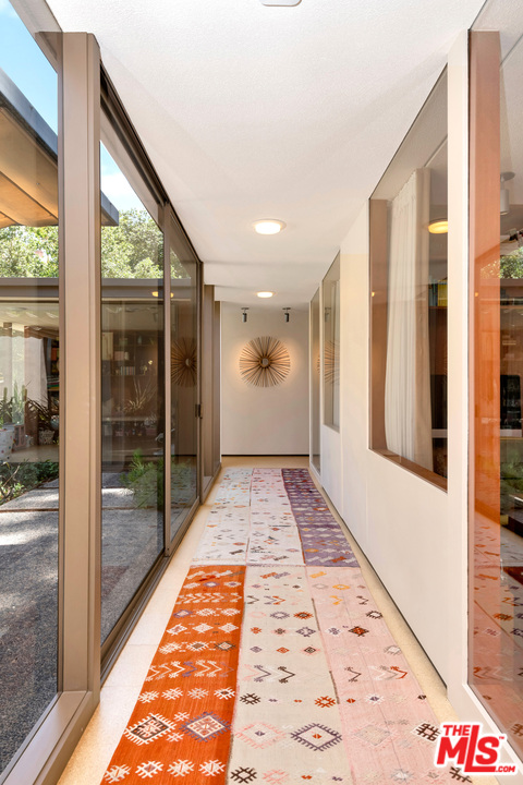 9557 Lime Orchard Road Beverly Hills, CA 90210 - Photo 37 of 48