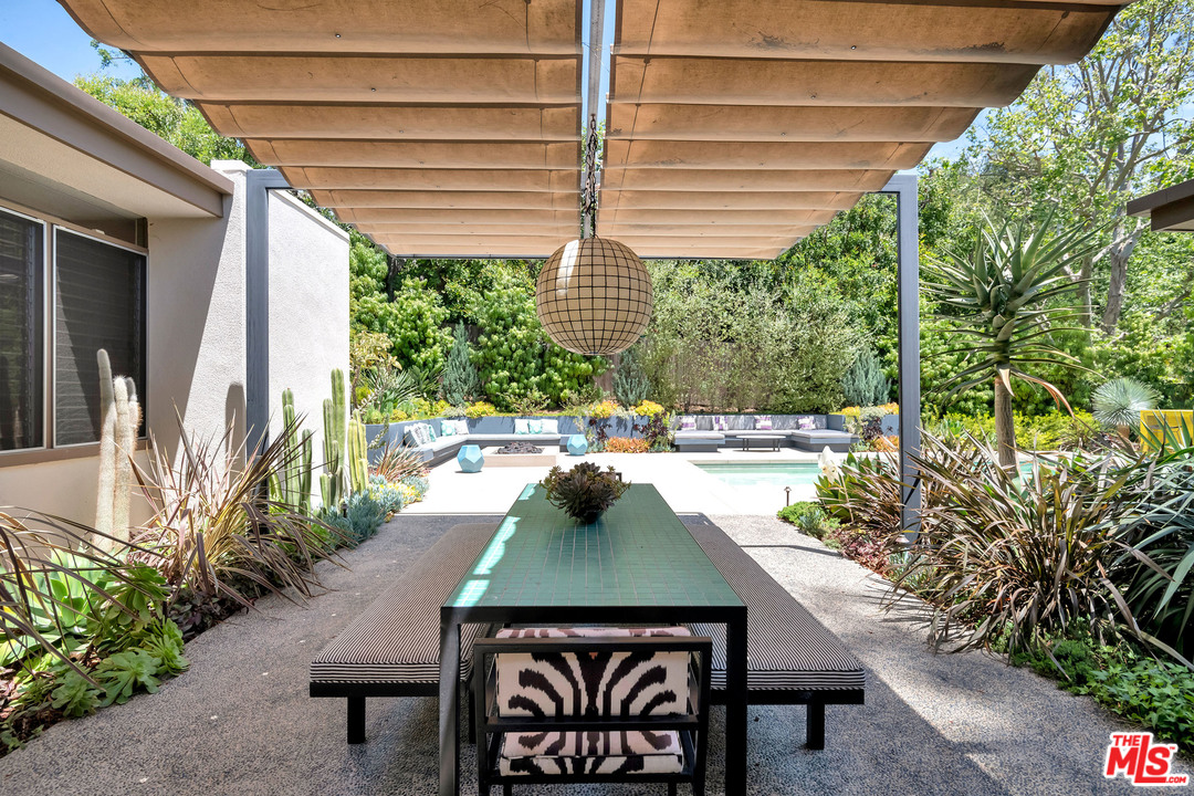 9557 Lime Orchard Road Beverly Hills, CA 90210 - Photo 40 of 48