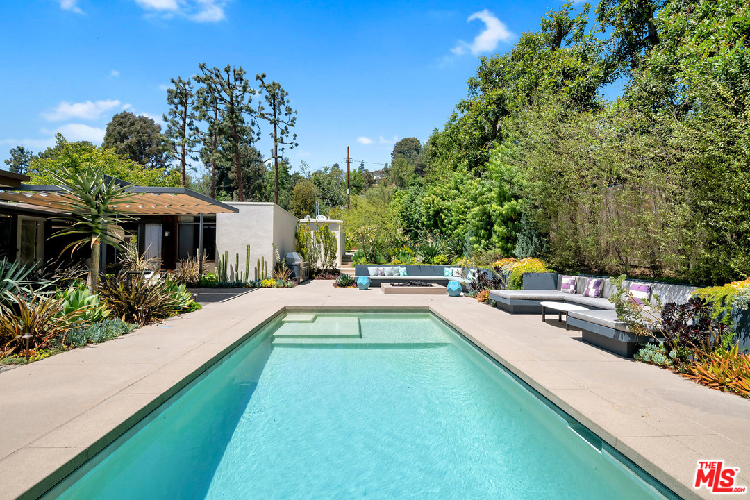 9557 Lime Orchard Road Beverly Hills, CA 90210 - Photo 46 of 48