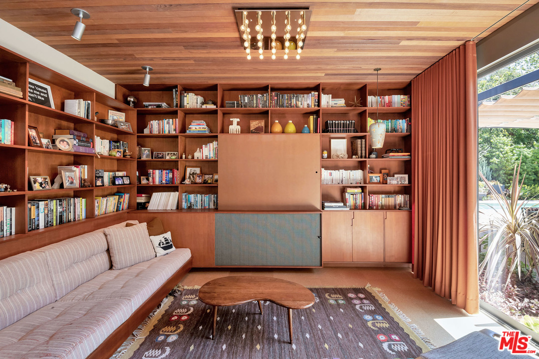 9557 Lime Orchard Road Beverly Hills, CA 90210 - Photo 10 of 48