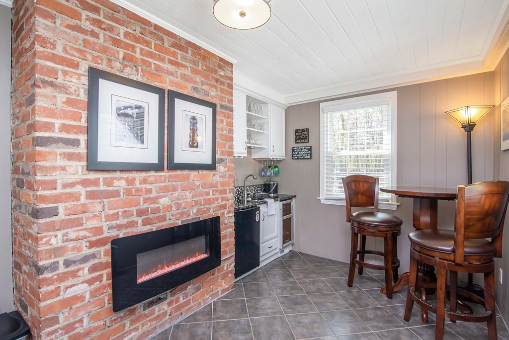 49 Hazardville Road Longmeadow, MA 01106 - Photo 7 of 42 Gallery Image 7