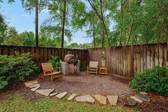 $368,000 | 43 Hollyn Court, Freeport, FL 32439