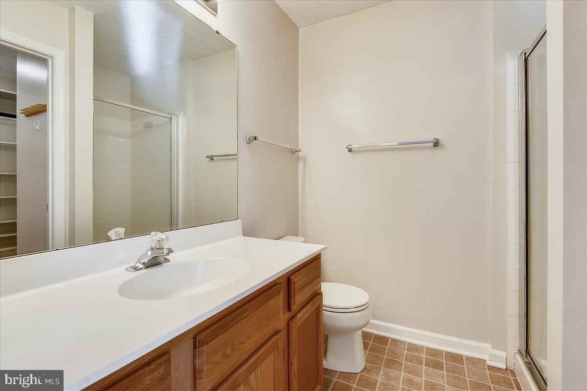 2554 Summers Ridge Drive Odenton, MD 21113 - Photo 12 of 20 Hall bath