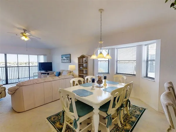 $4,000 | 448 Bouchelle Drive, Unit 305, New Smyrna Beach, FL 32169