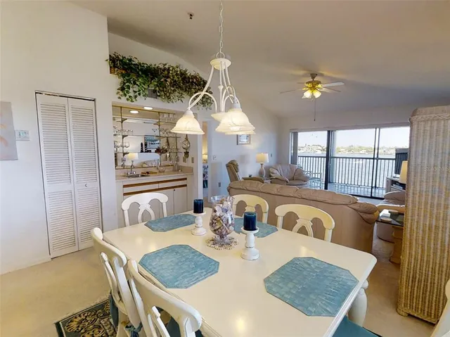 $4,000 | 448 Bouchelle Drive, Unit 305, New Smyrna Beach, FL 32169