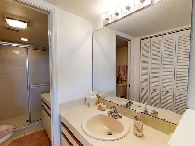 $4,000 | 448 Bouchelle Drive, Unit 305, New Smyrna Beach, FL 32169