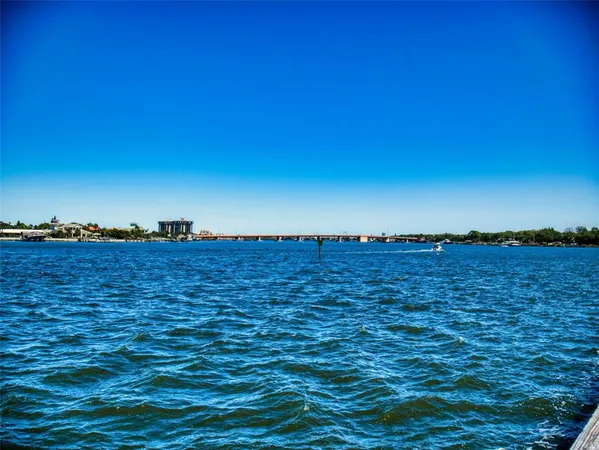 $4,000 | 448 Bouchelle Drive, Unit 305, New Smyrna Beach, FL 32169