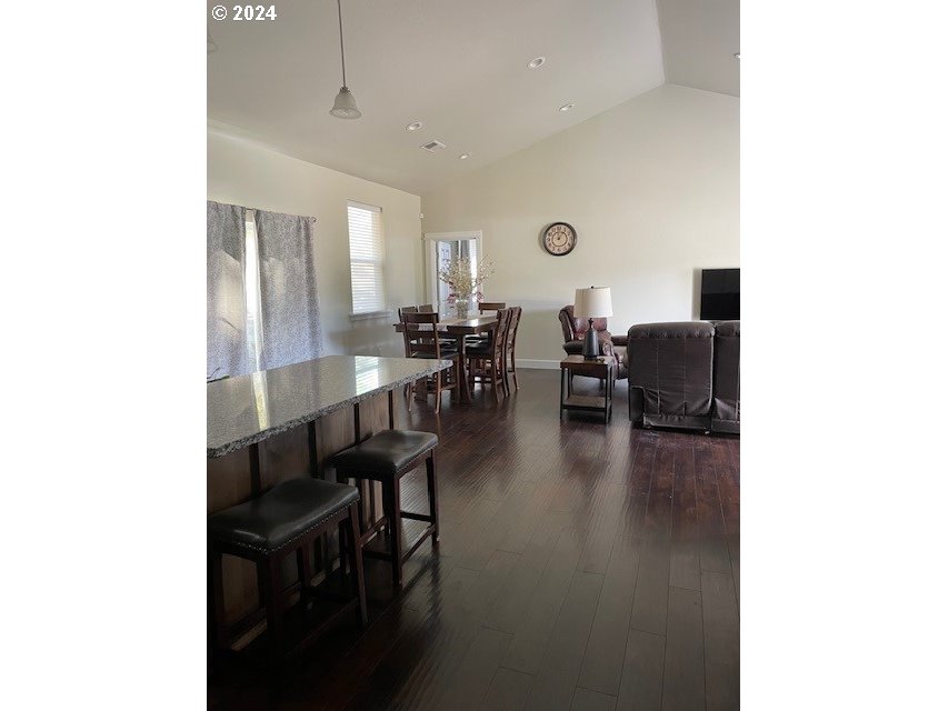 720 Southside Road Sutherlin, OR 97479 - Photo 6 of 24 Gallery Image 6