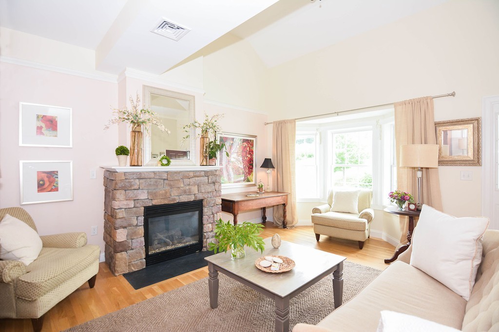 1 Charles Ridge Road, Unit D Littleton, MA 01460 - Photo 3 of 14 Gallery Image 3