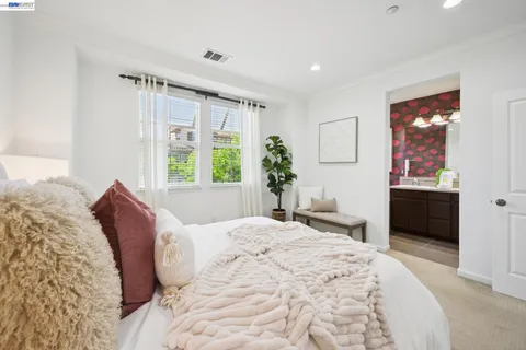 $1,089,000 | 3118 Fioli Way, San Ramon, CA 94582