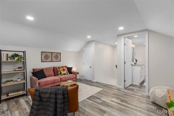 $279,900 | 563 Sarah Street, Livingston, IL 62058