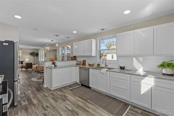 $279,900 | 563 Sarah Street, Livingston, IL 62058