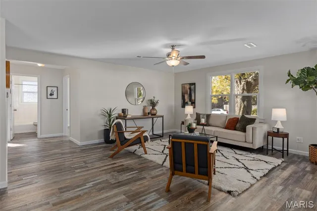 $309,000 | 563 Sarah Street, Livingston, IL 62058