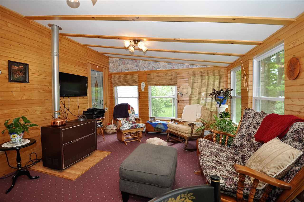 163 Applecrest Road Manchester, NH 03104 - Photo 9 of 20