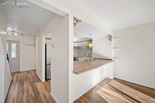 $265,000 | 4279 Hunting Meadows Circle, Unit 5, Colorado Springs, CO 80916